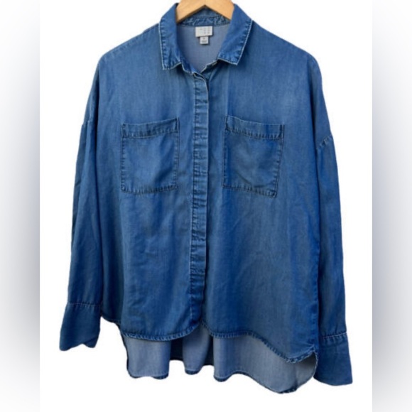 A New Day Women's Oversized Long Sleeve High Low Hem Chambray button up Shirt S - Picture 1 of 5